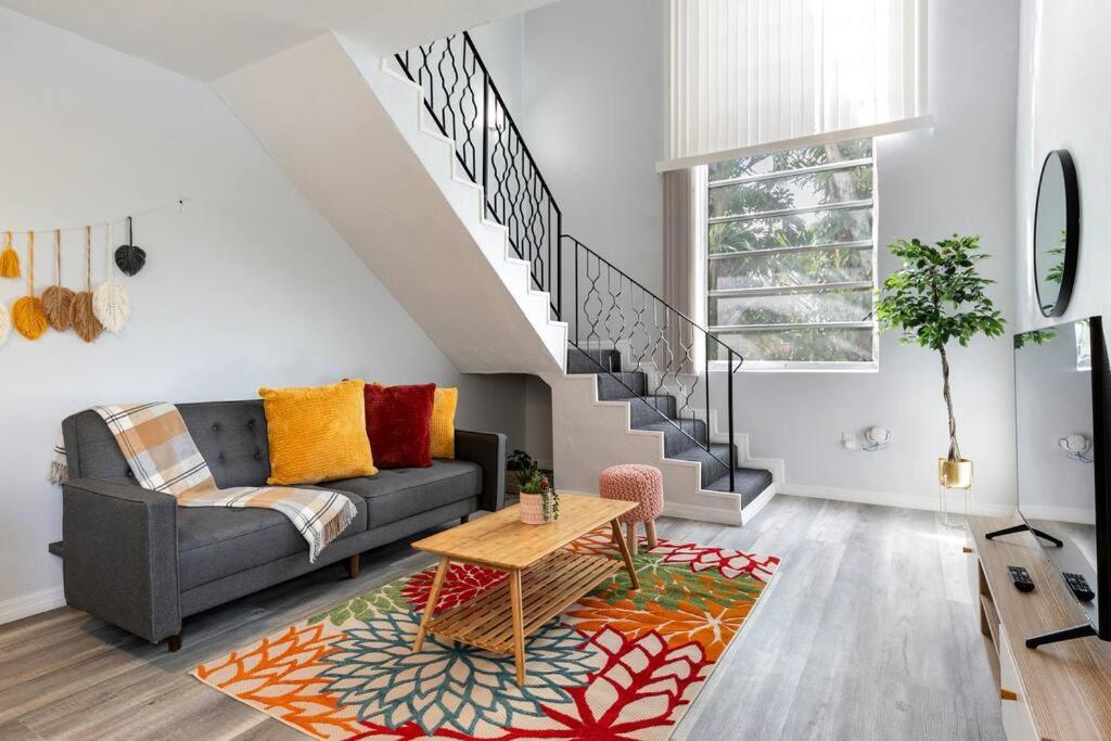 Loft Style 1b , Fast Wi-fi Virg14 Appartement *